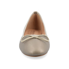 Journee Collection Women's Vika Slip On Round Toe Ballet Flats